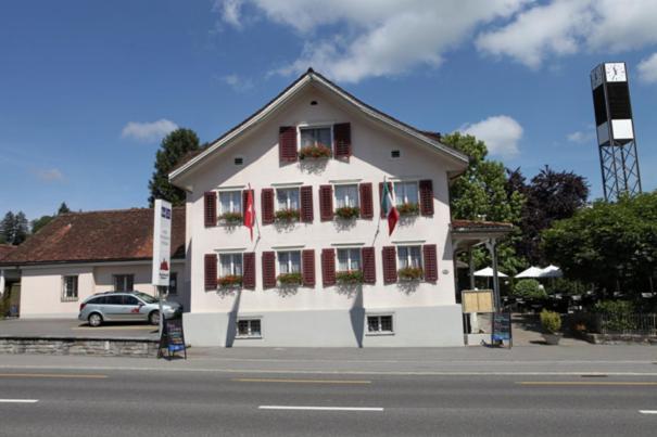 Hotel Ristorante Schloessli Meggen Kültér fotó